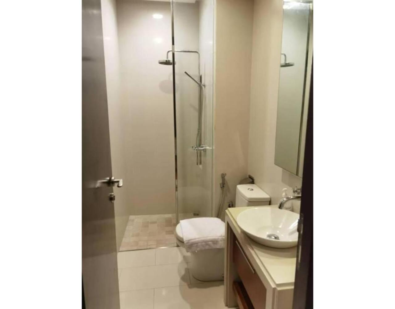 Tree Premier Suite Strait Quay Luxury Marina Suite Tanjung Tokong Buitenkant foto